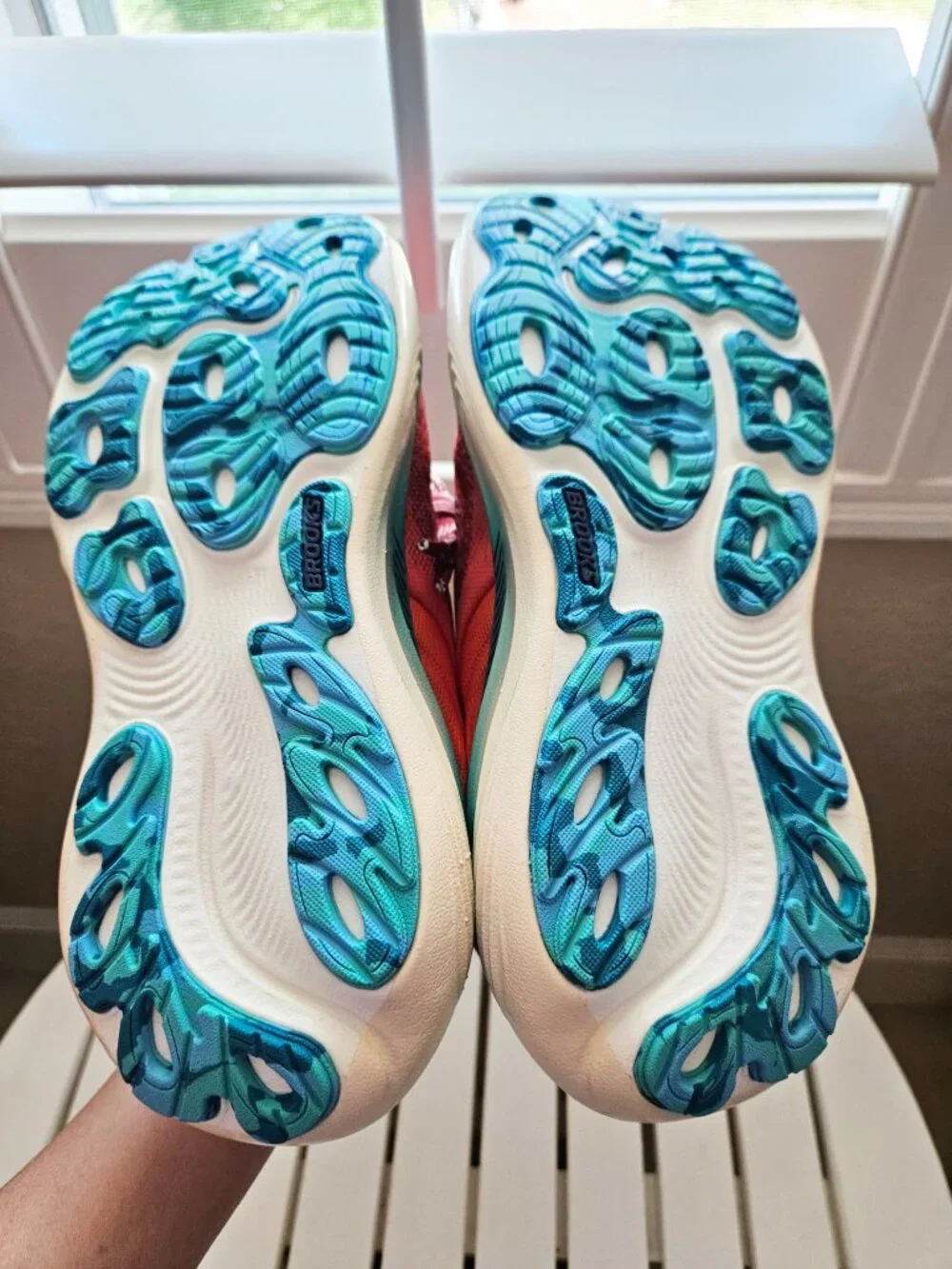*RUN DISNEY* Brooks - 2026 Adrenaline GTS 25 Moana Sneakers - Womens 7M - NEW!